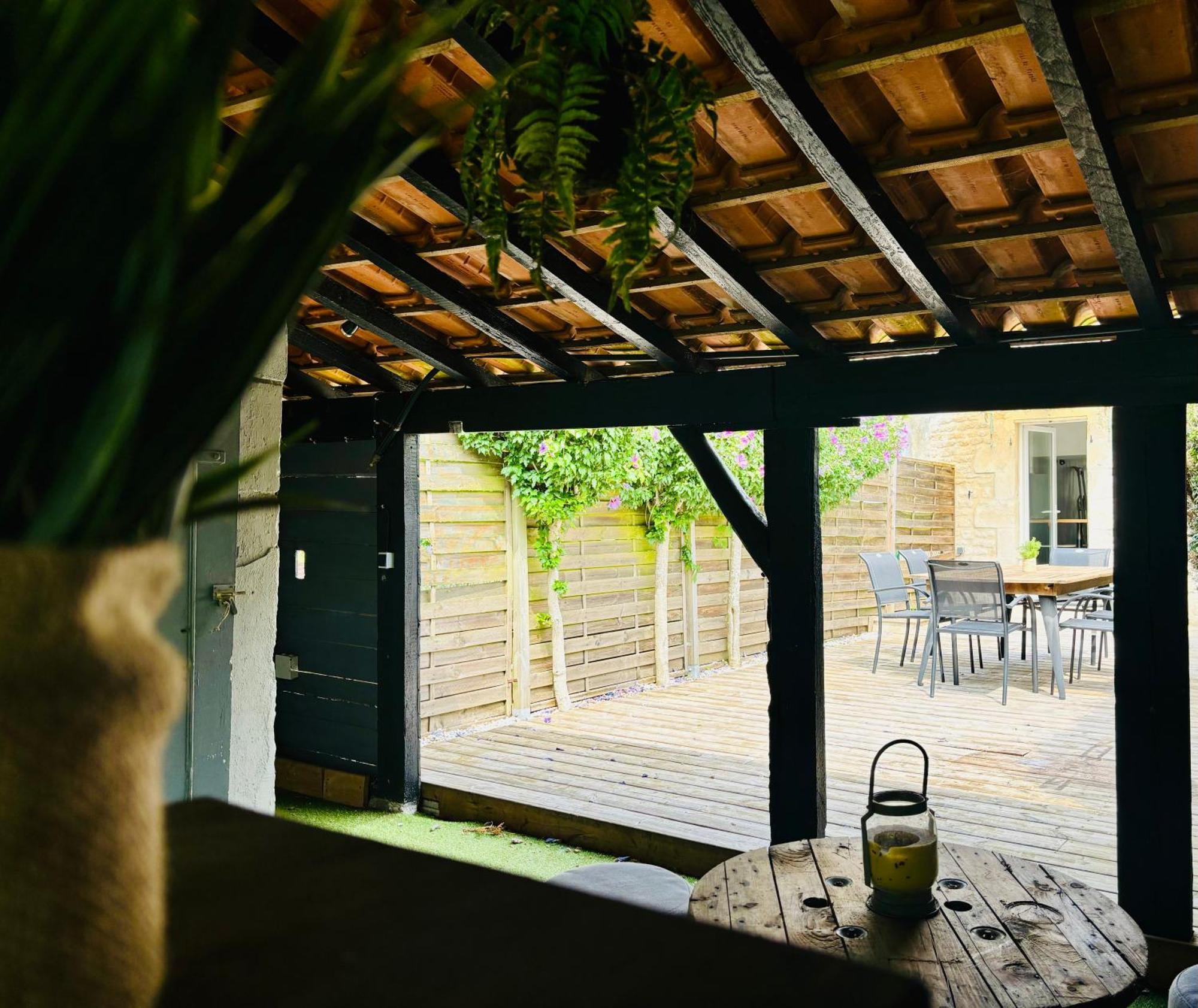 La Maison Du Parc, Charme Et Tranquillite Niort Exteriör bild